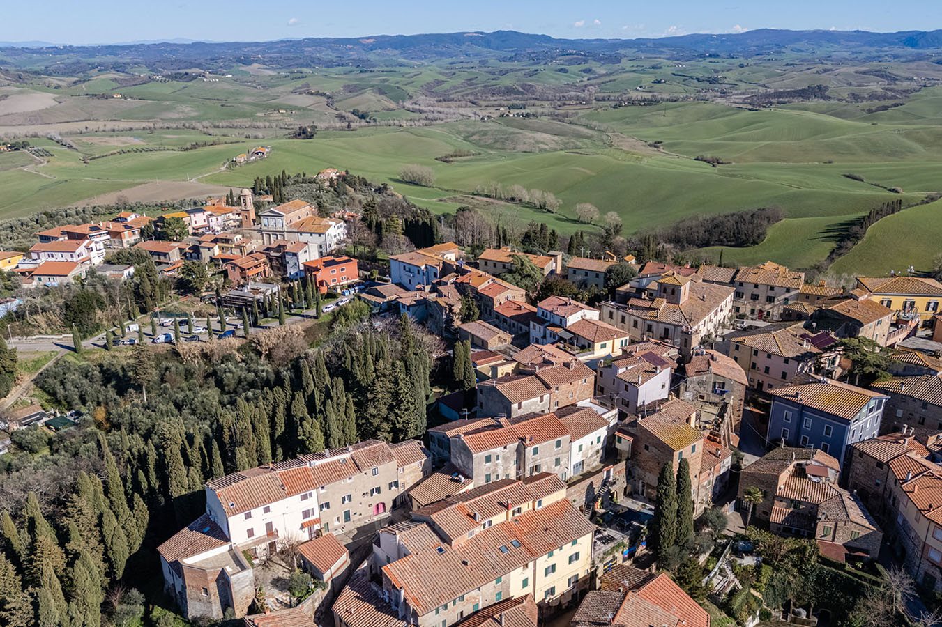 Lajatico (Pisa) photo 3