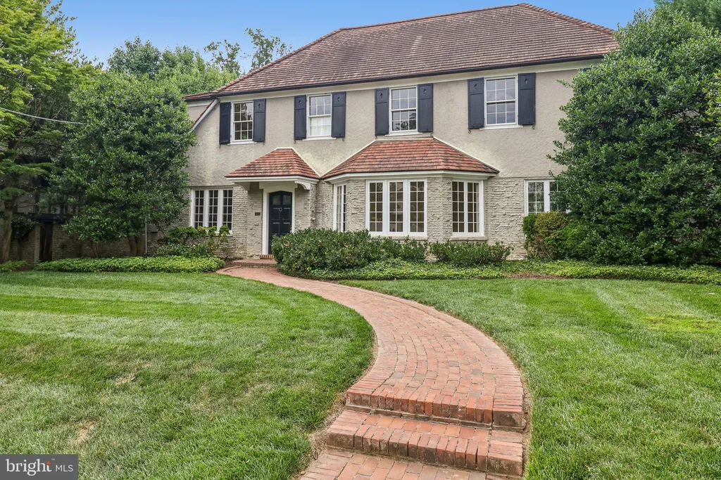 2920 44th Place NW, Washington, DC 20016 photo 5