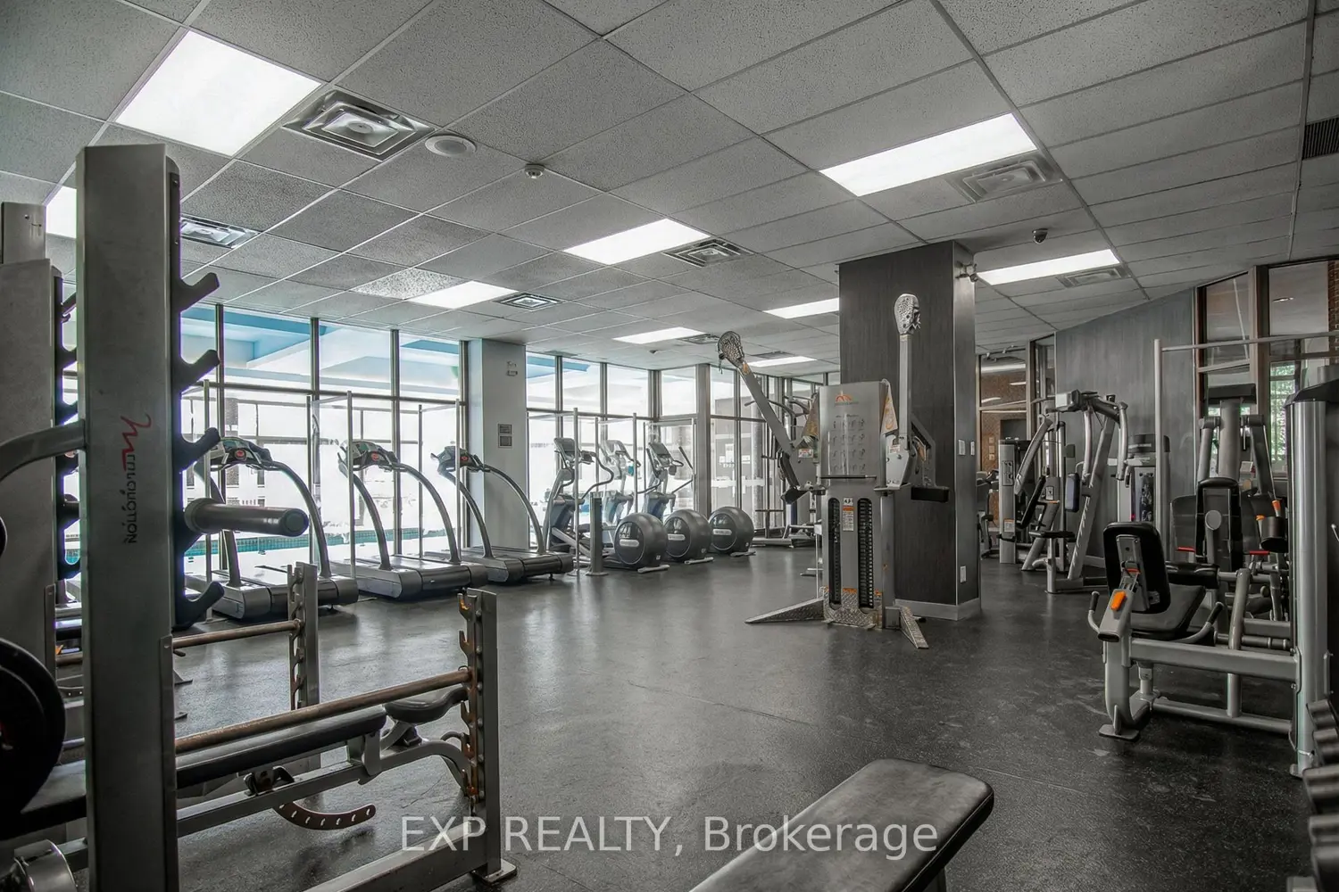 2261 Lake Shore Boulevard 918 photo 4
