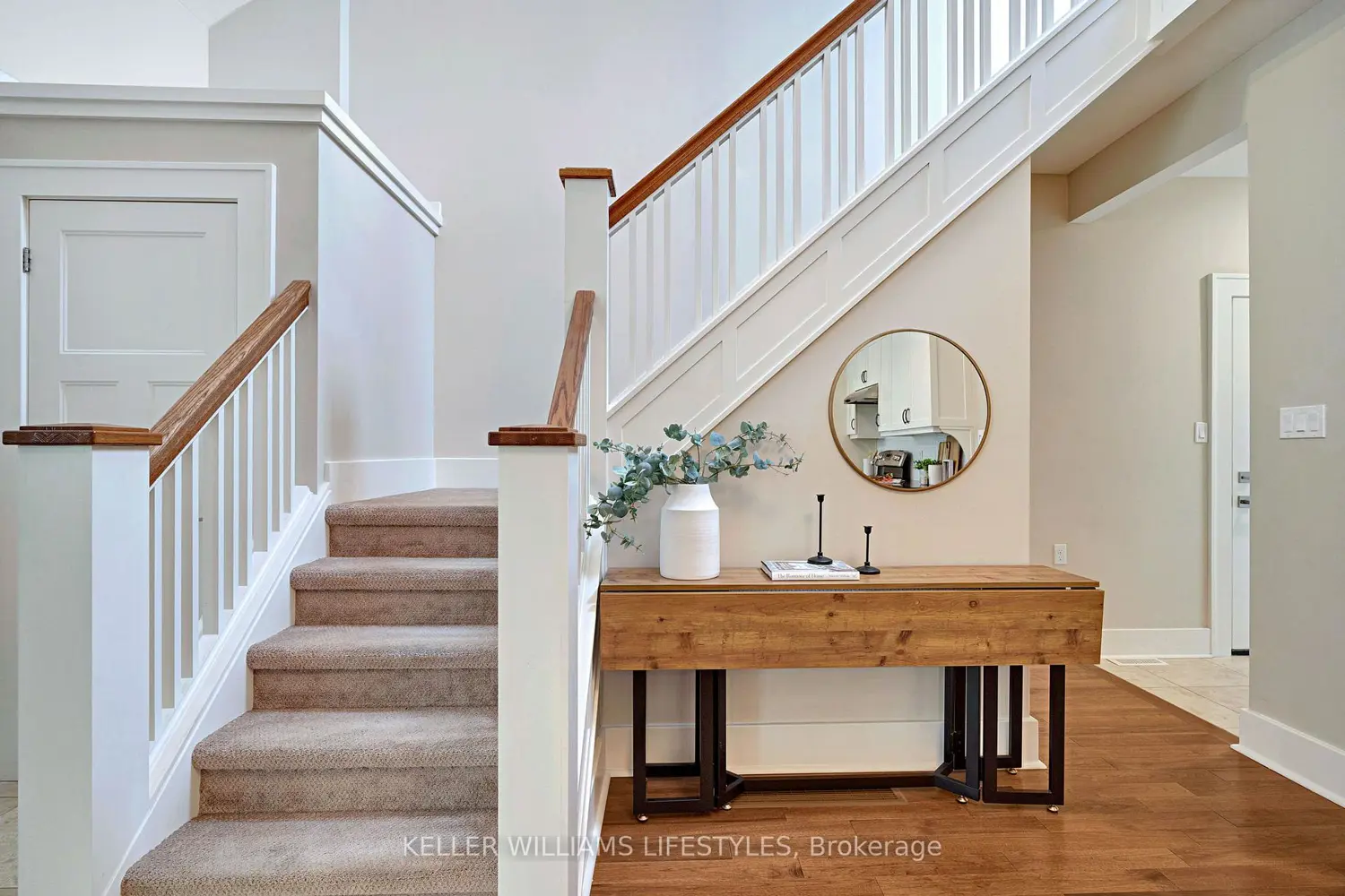 352 Ridout Street 3 photo 2
