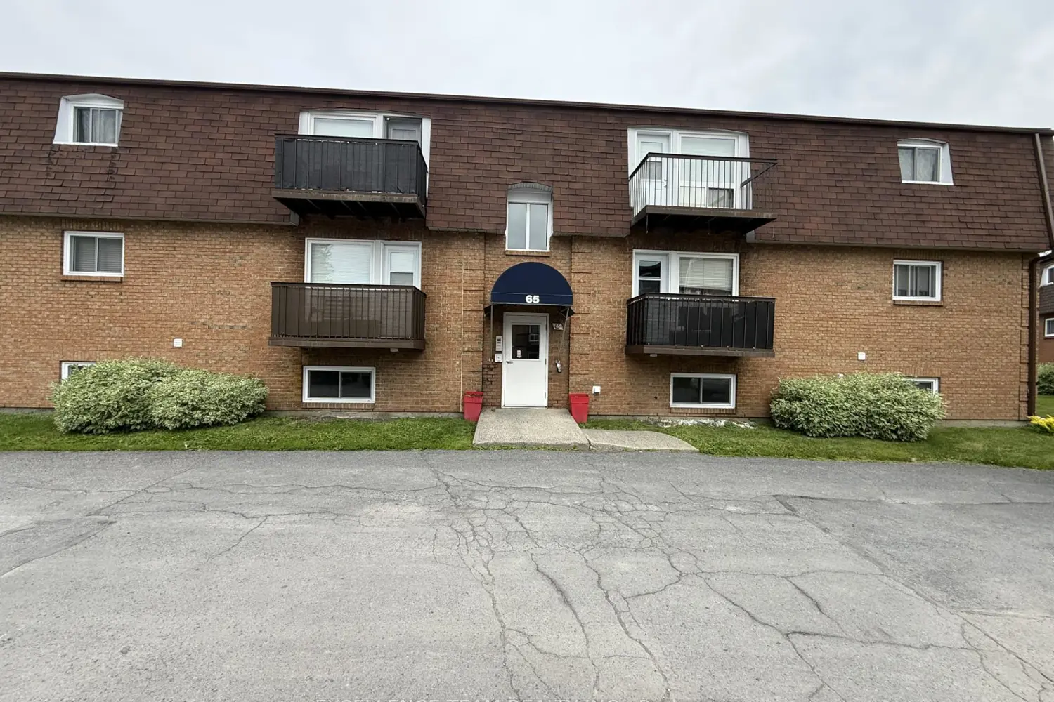 65 Race Street 3