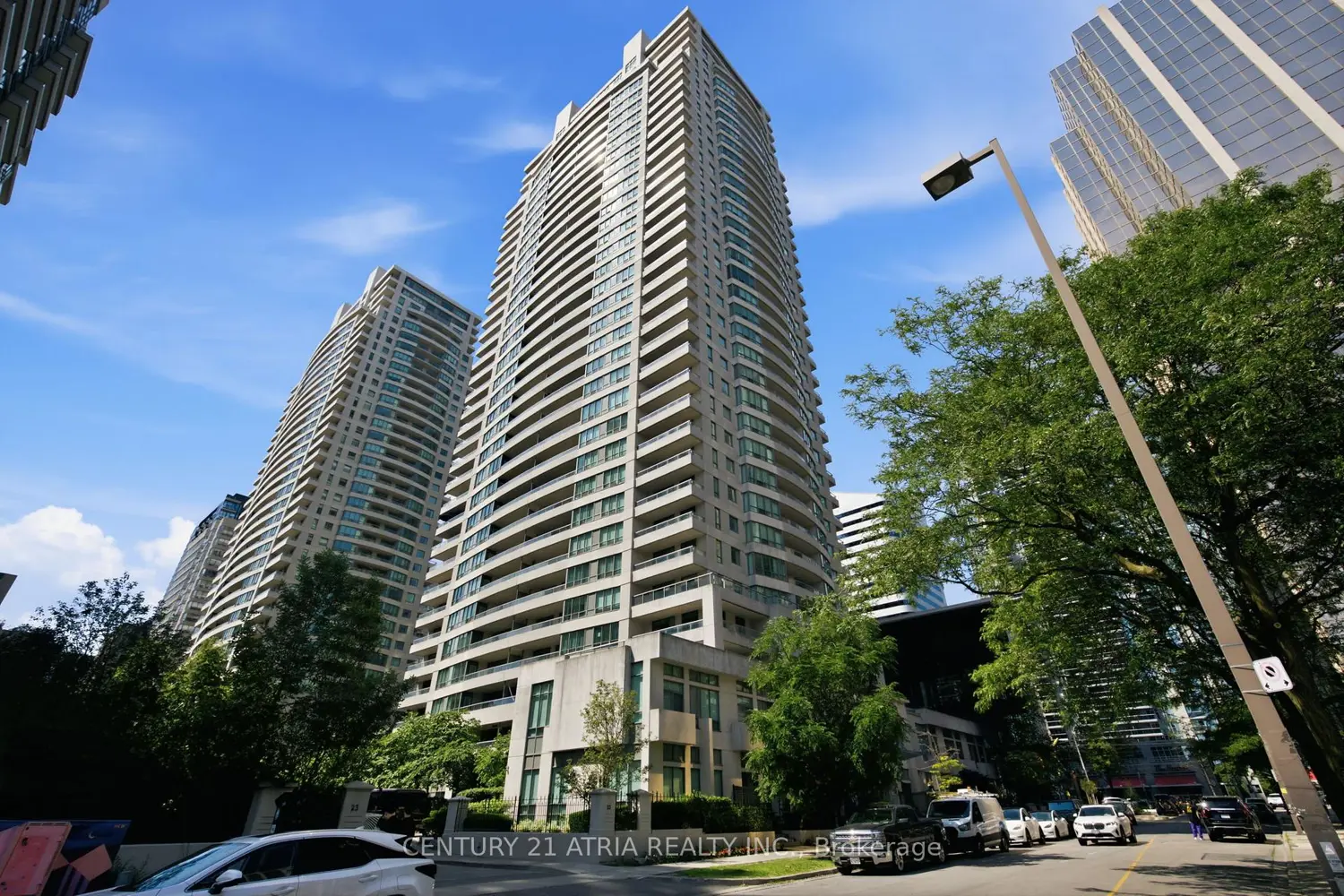 23 Hollywood Avenue Ph202