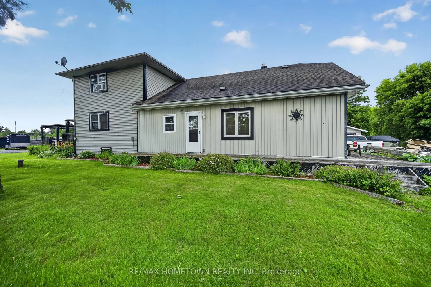 9142 County Rd 6 Road photo 2
