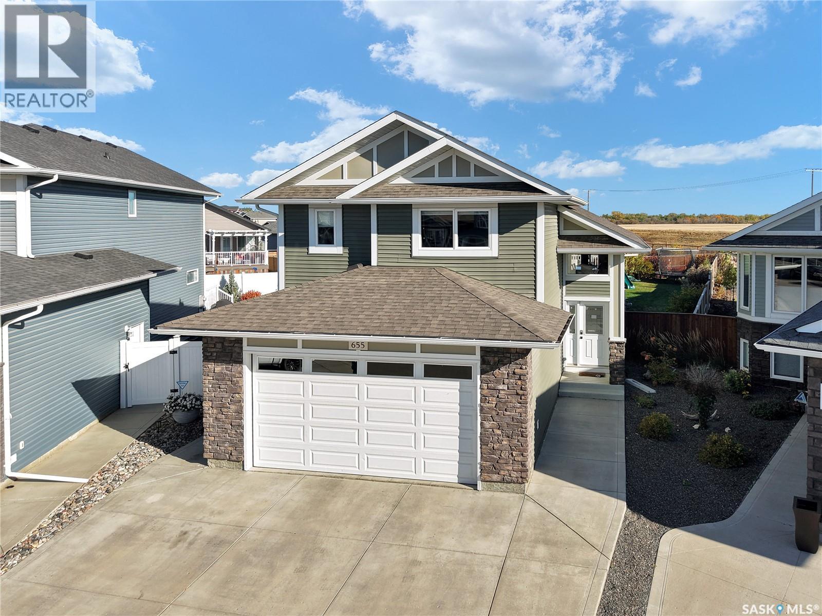 655 Kolynchuk COURT