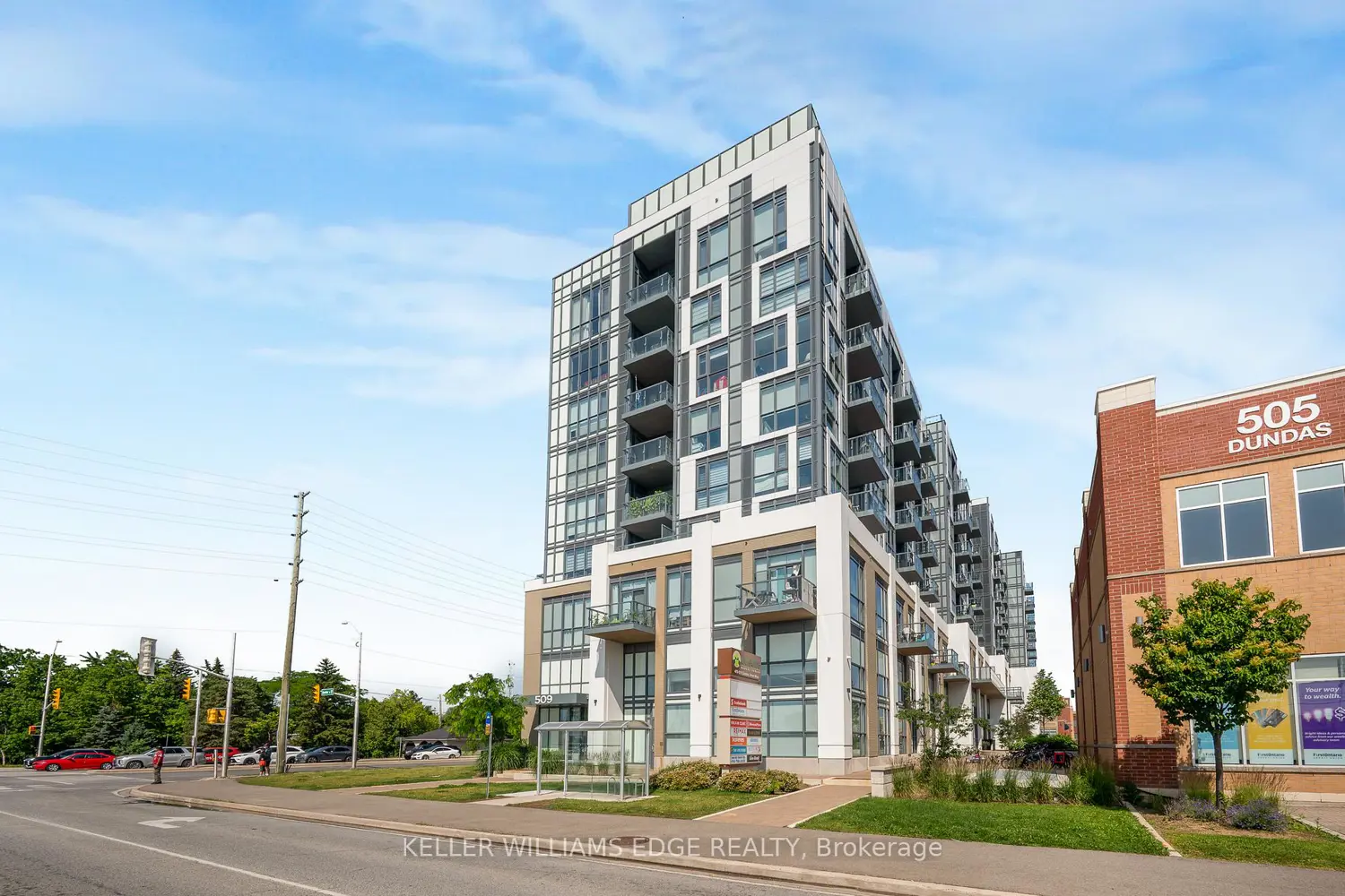 509 Dundas Street 305 photo 3
