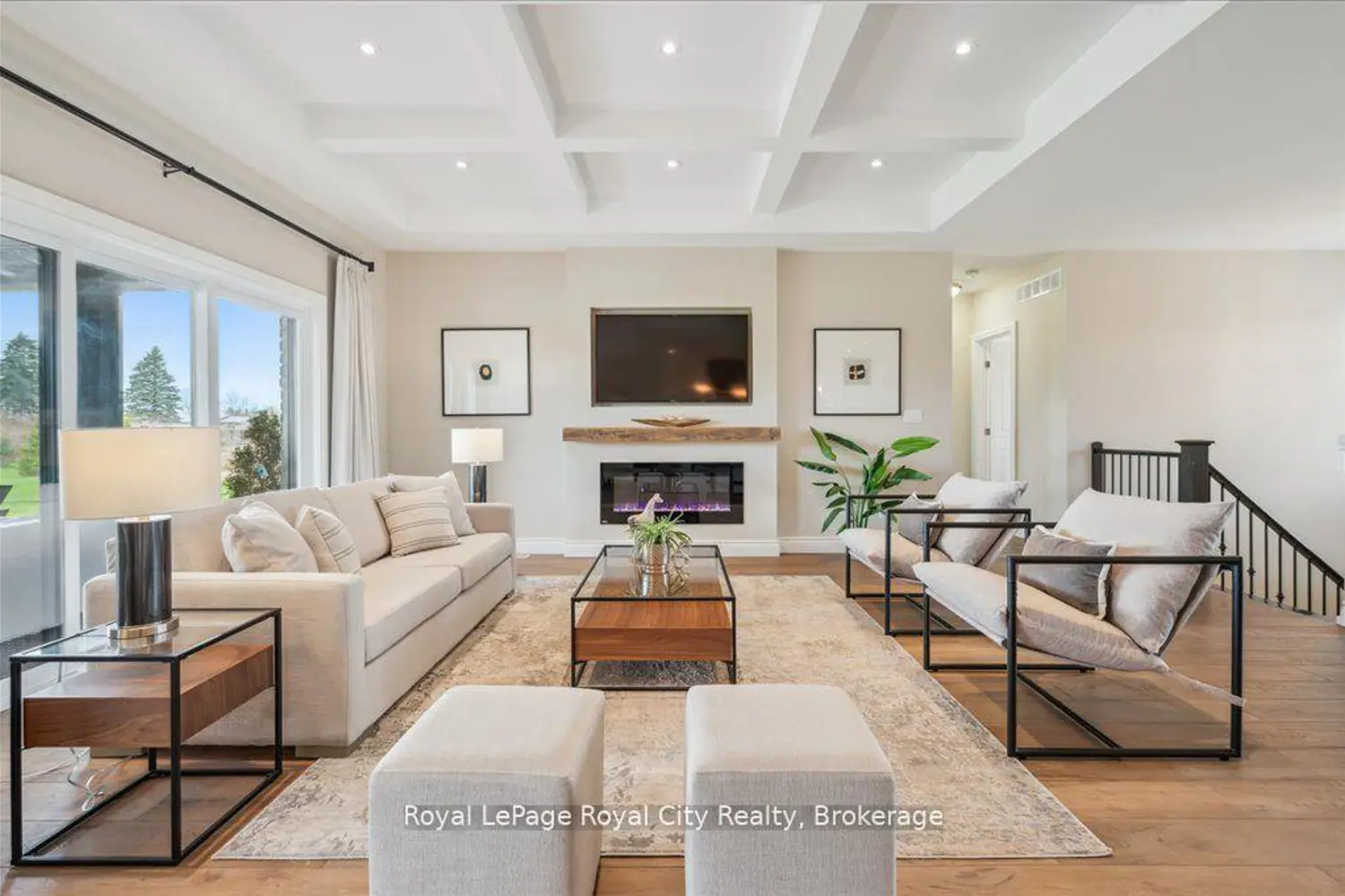 51 Ariss Glen Drive photo 4