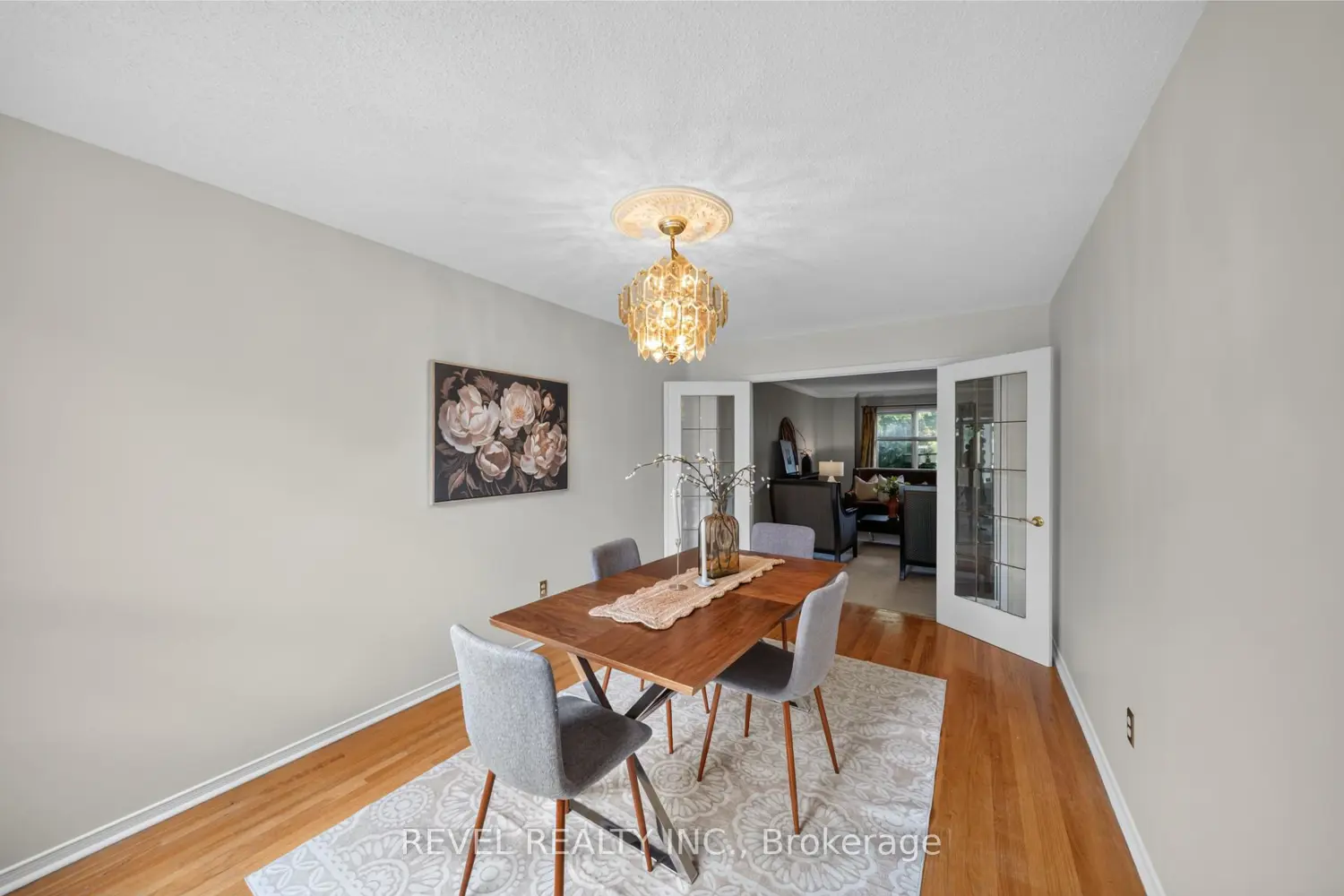 4315 Credit Pointe Drive photo 3