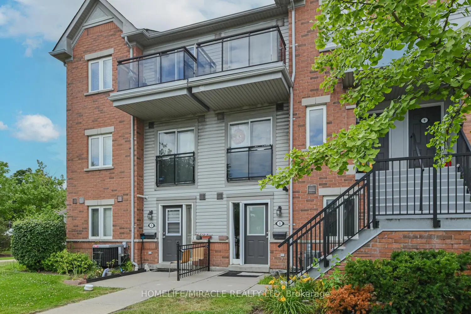 4620 Guildwood Way 5 photo 3