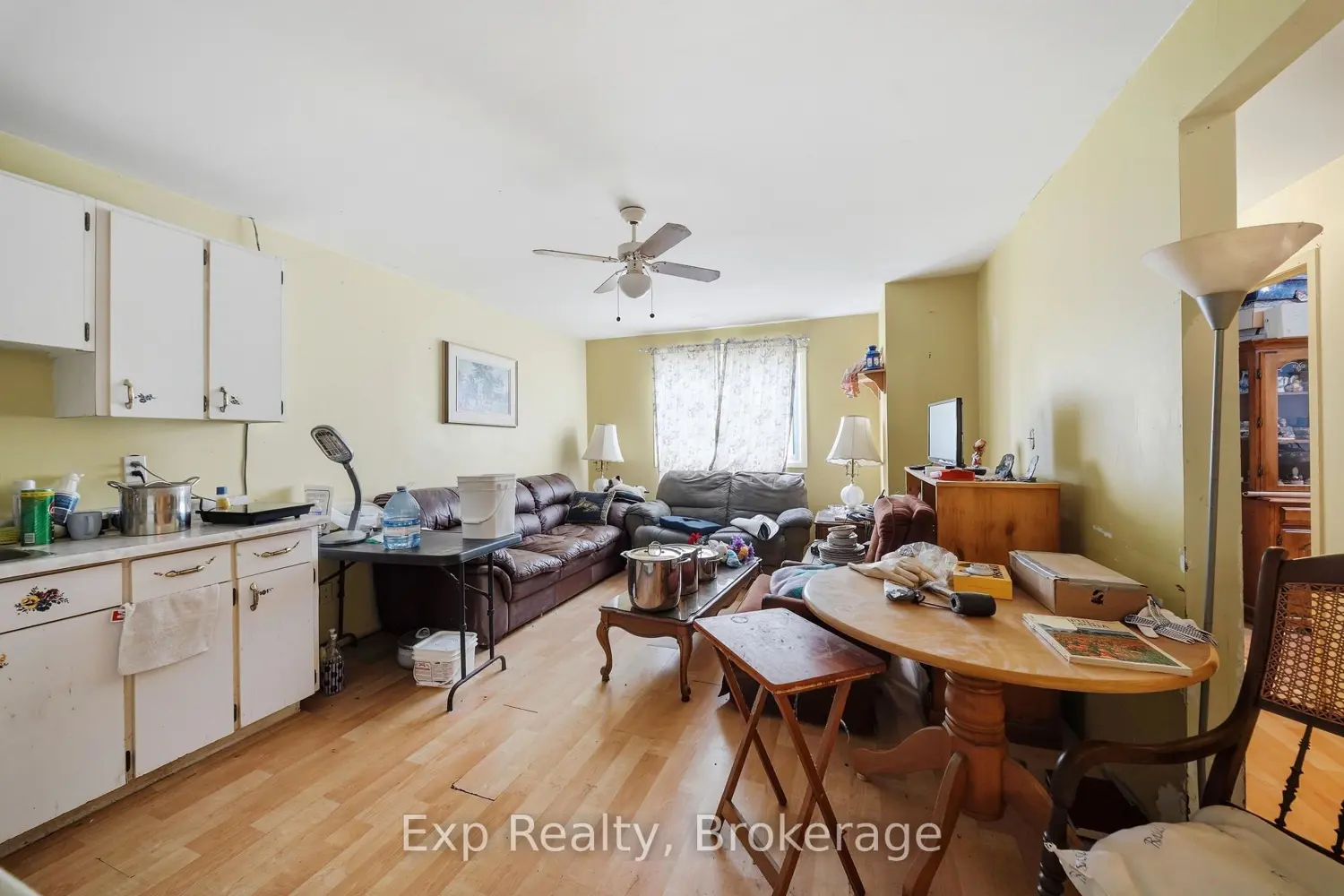 700 Old Madoc Road photo 5