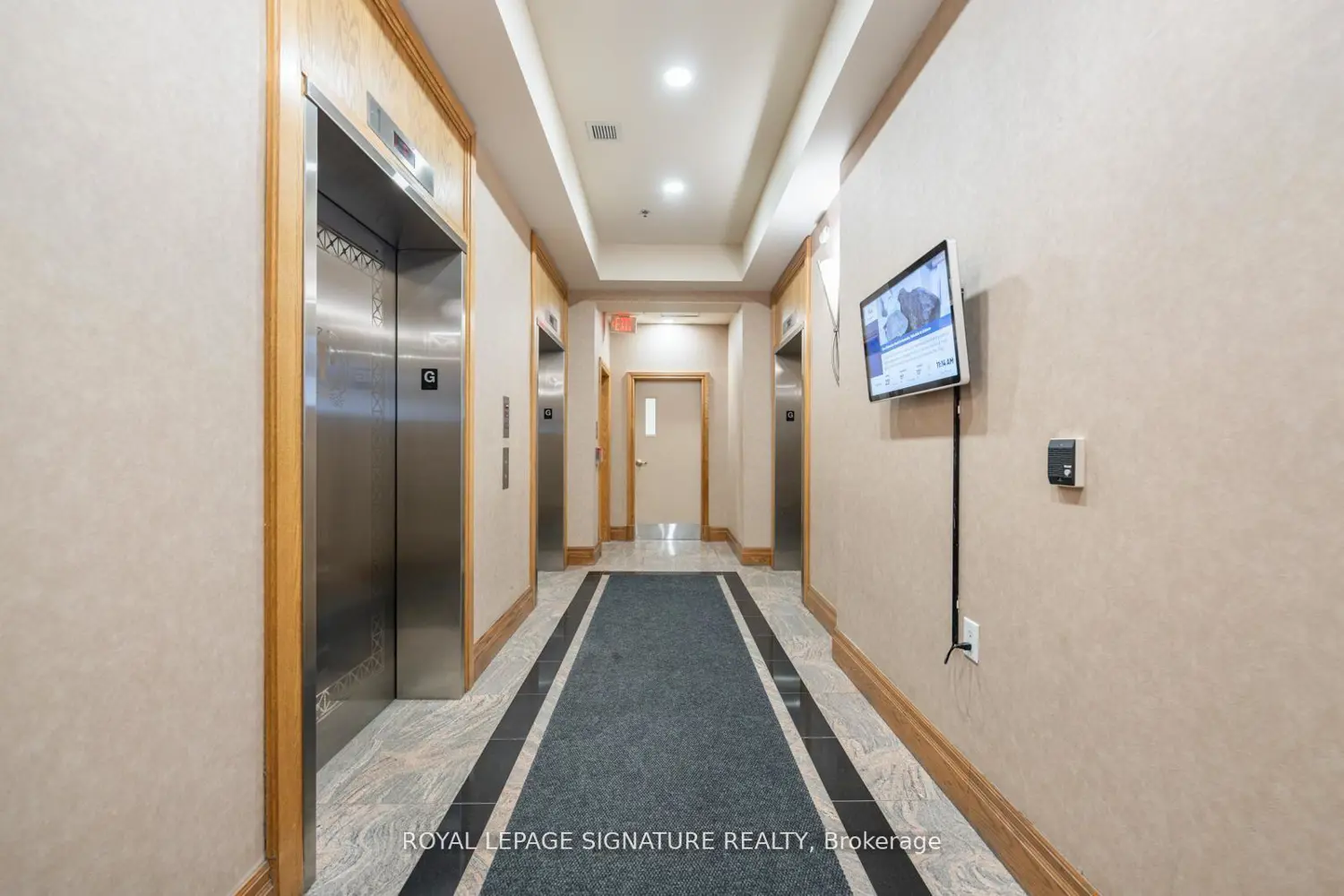 5508 Yonge Street 508 photo 3