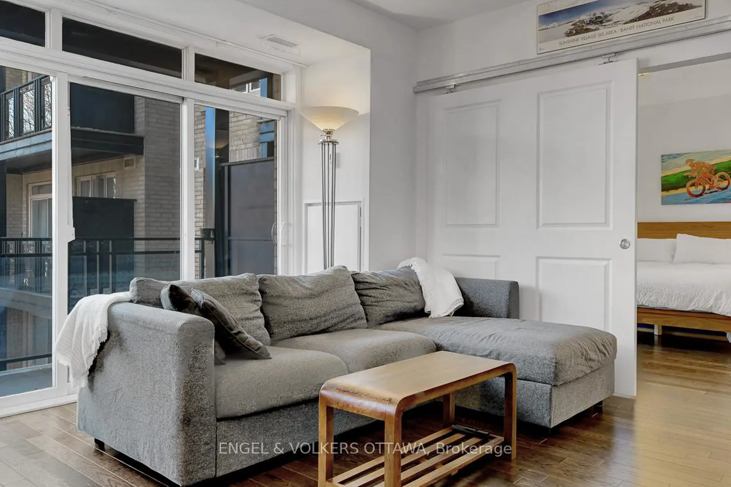 429 Kent Street 428 photo 3