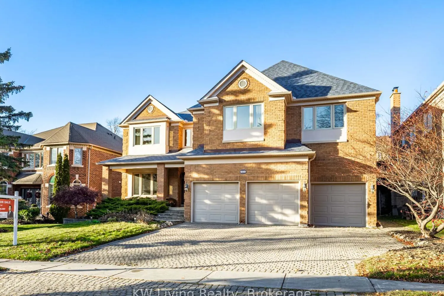 959 Lockwood Circle
