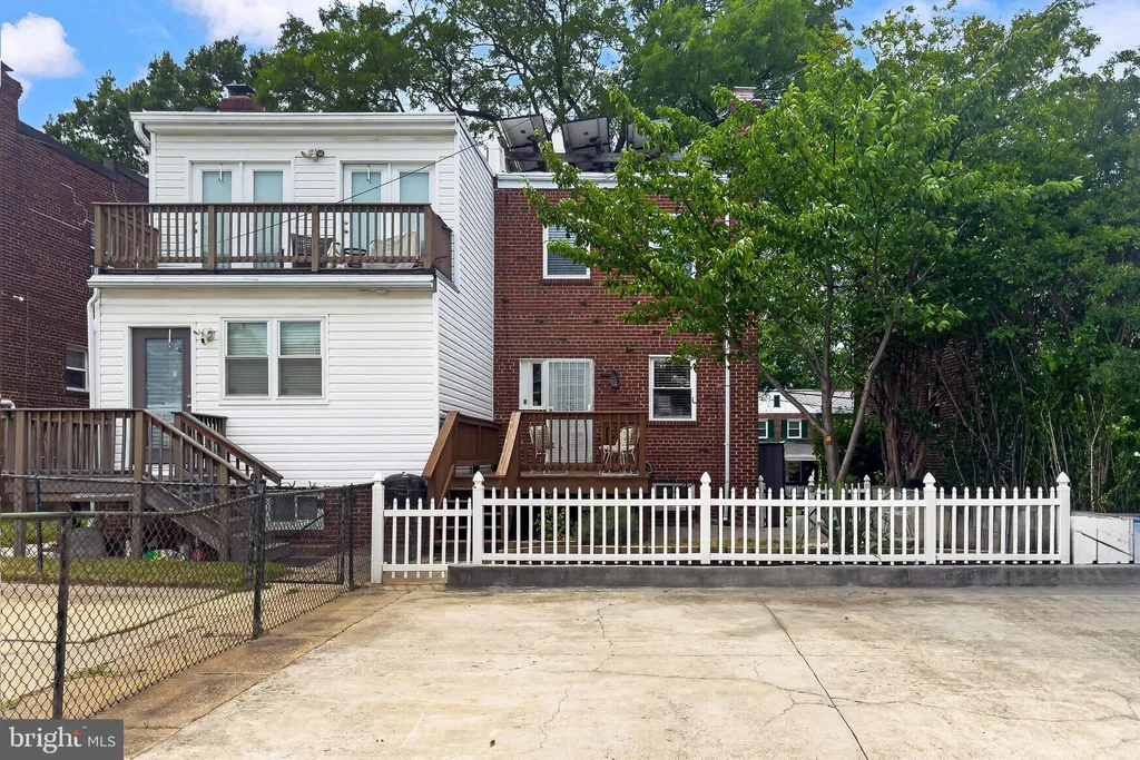 4627 12th Street NE, Washington, DC 20017