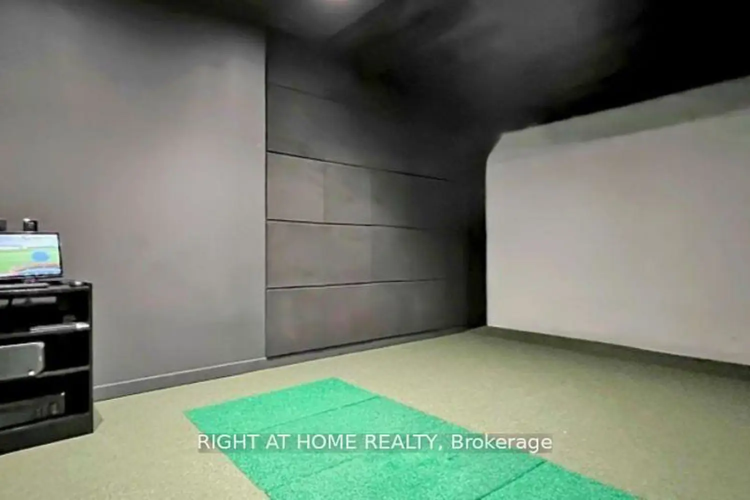 15 Holmes Avenue photo 5