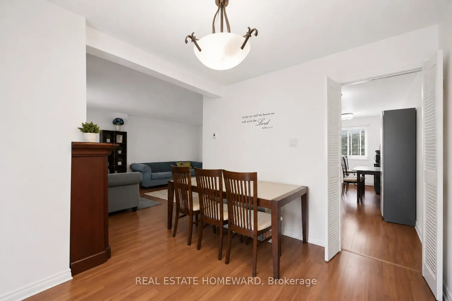 1360 Glenanna Road 17A photo 5