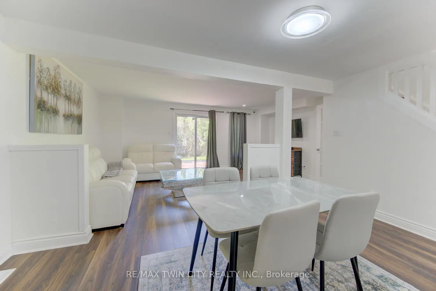 32 Enfield Drive photo 5