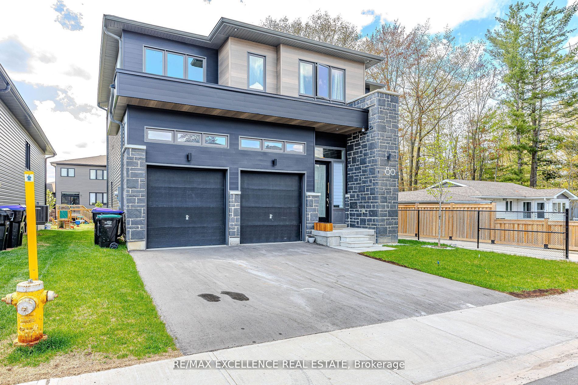 80 Berkely Street, Wasaga Beach, ON, L9Z 0K5