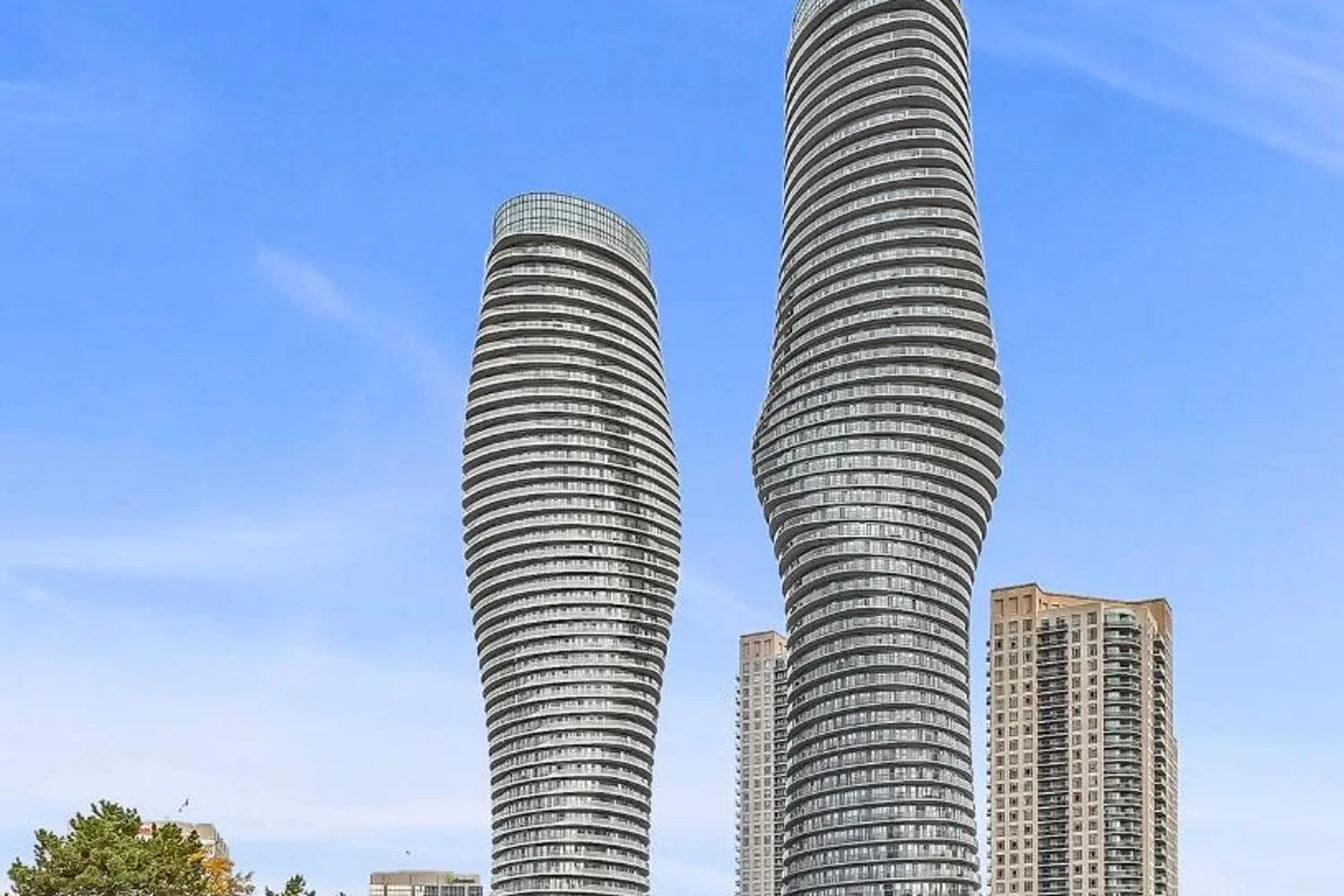 60 Absolute Avenue 2402
