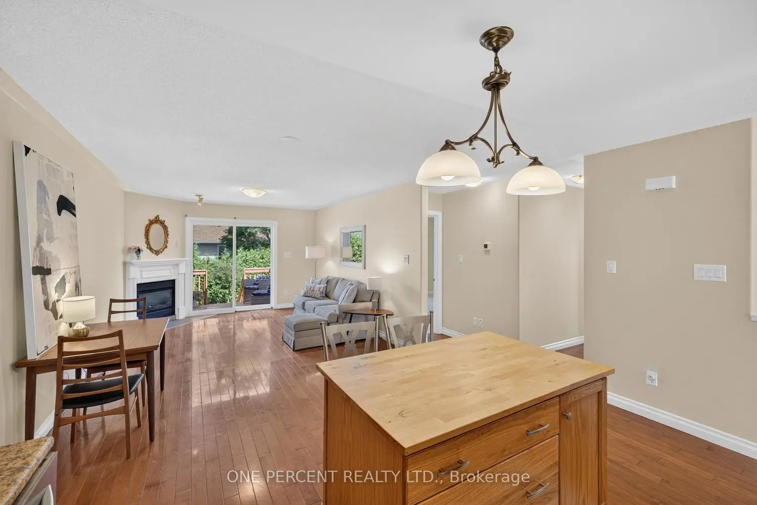 17 Dr Gordon Crescent photo 4