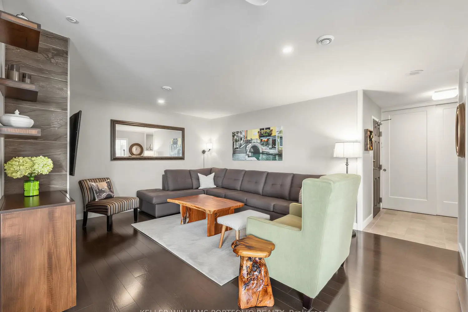 2 Westney Road Ph208 photo 3
