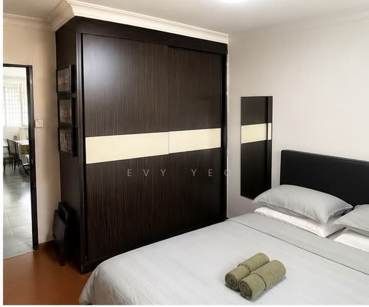 236 Serangoon Avenue 3