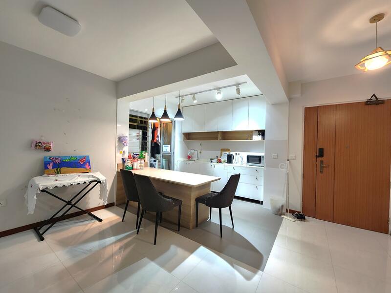 674A Yishun Avenue 4