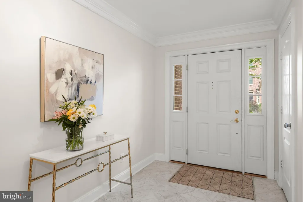 4050 Mansion Drive NW, Washington, DC 20007 photo 2