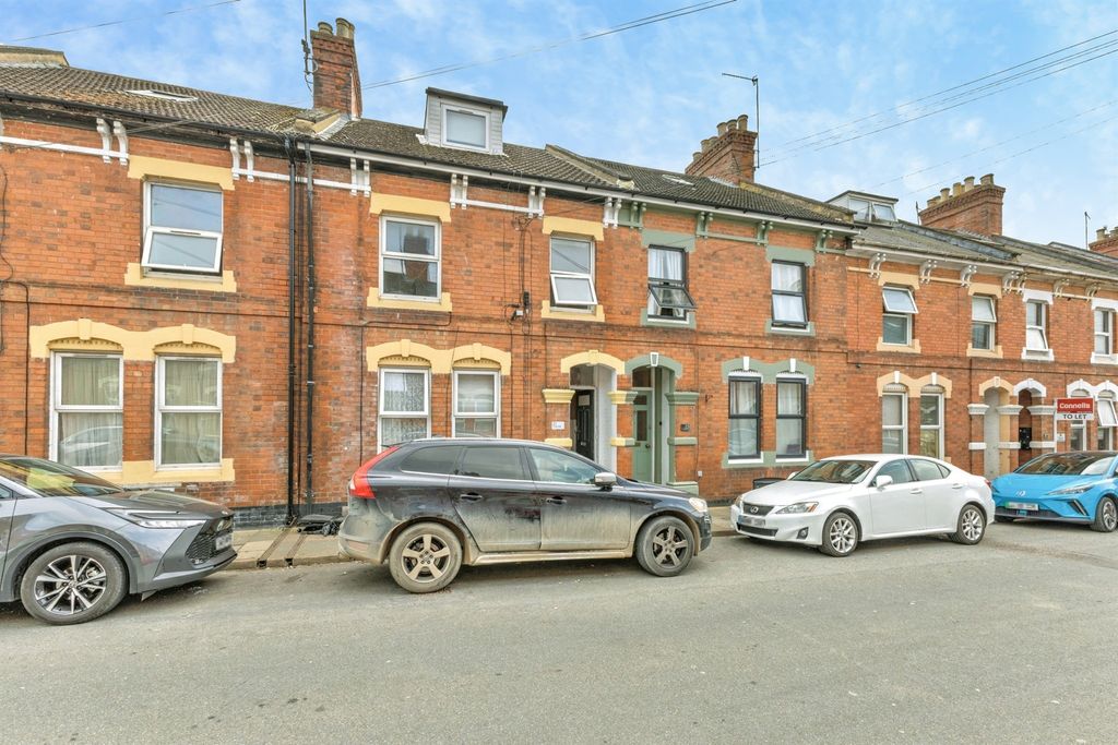 7 bed terraced house for saleSt. Pauls Road, Northampton NN2