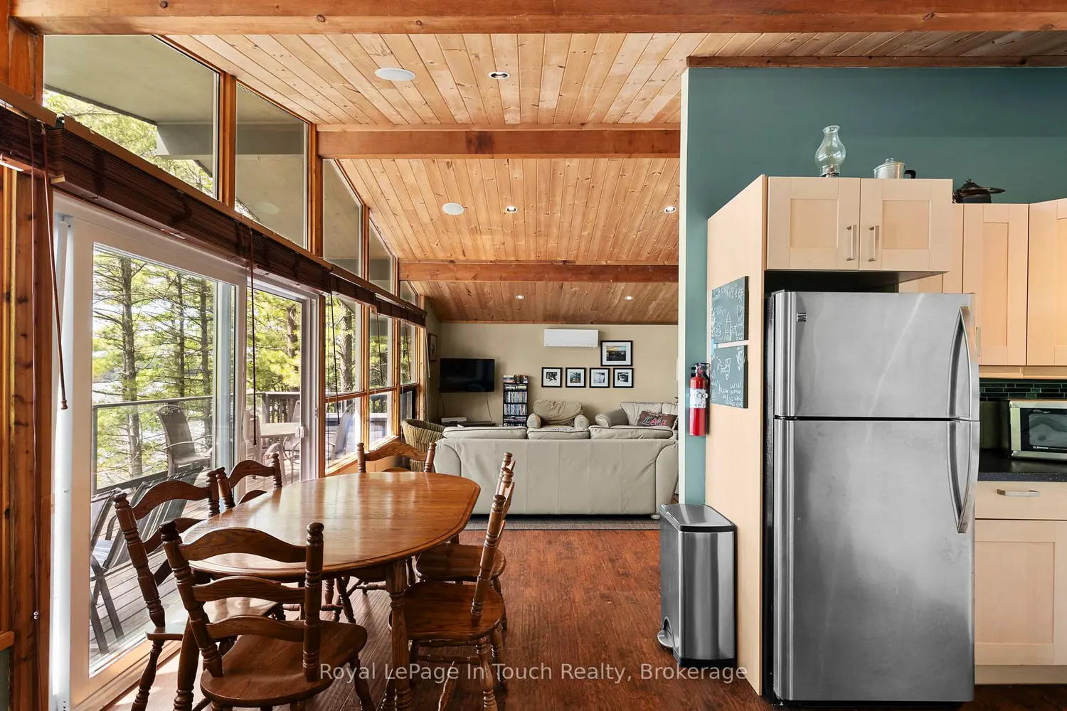 3946 East Shore Road photo 5