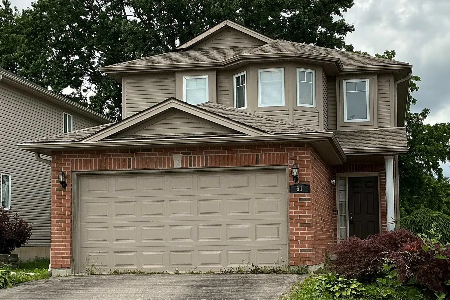 61 Kerr Crescent