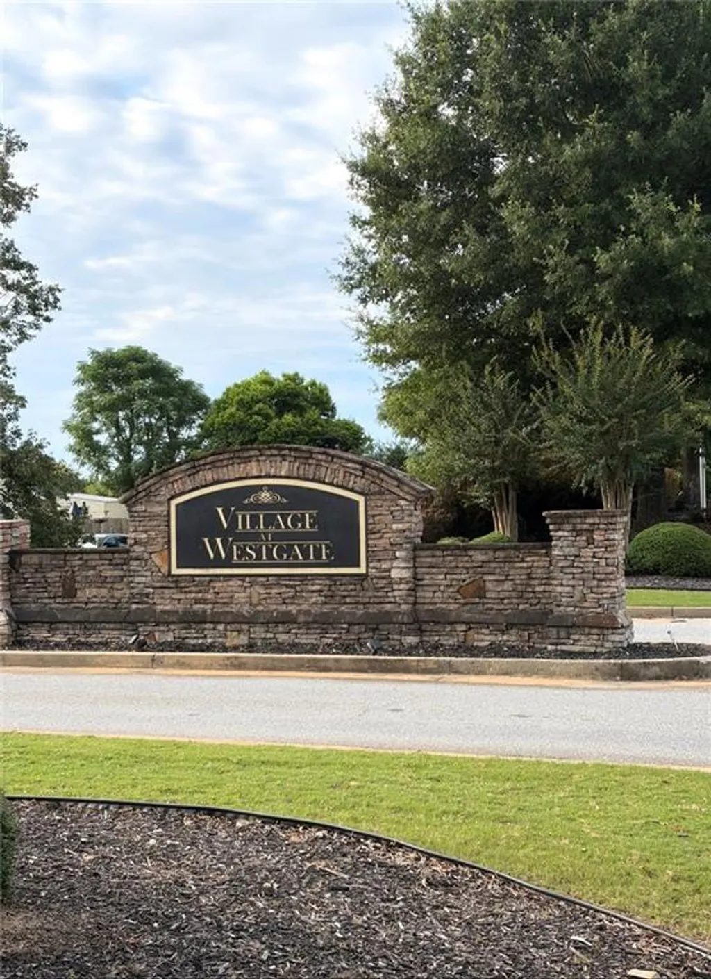 22 Pawnee Trail, Fort Mitchell, AL 36856