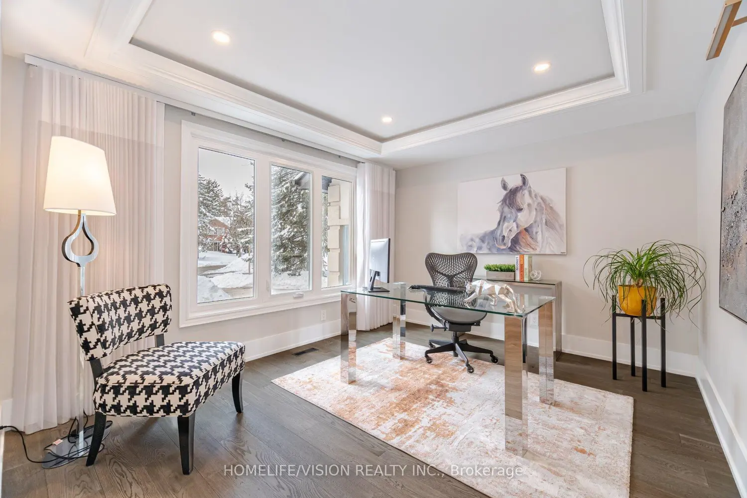 1298 Bunsden Avenue photo 3