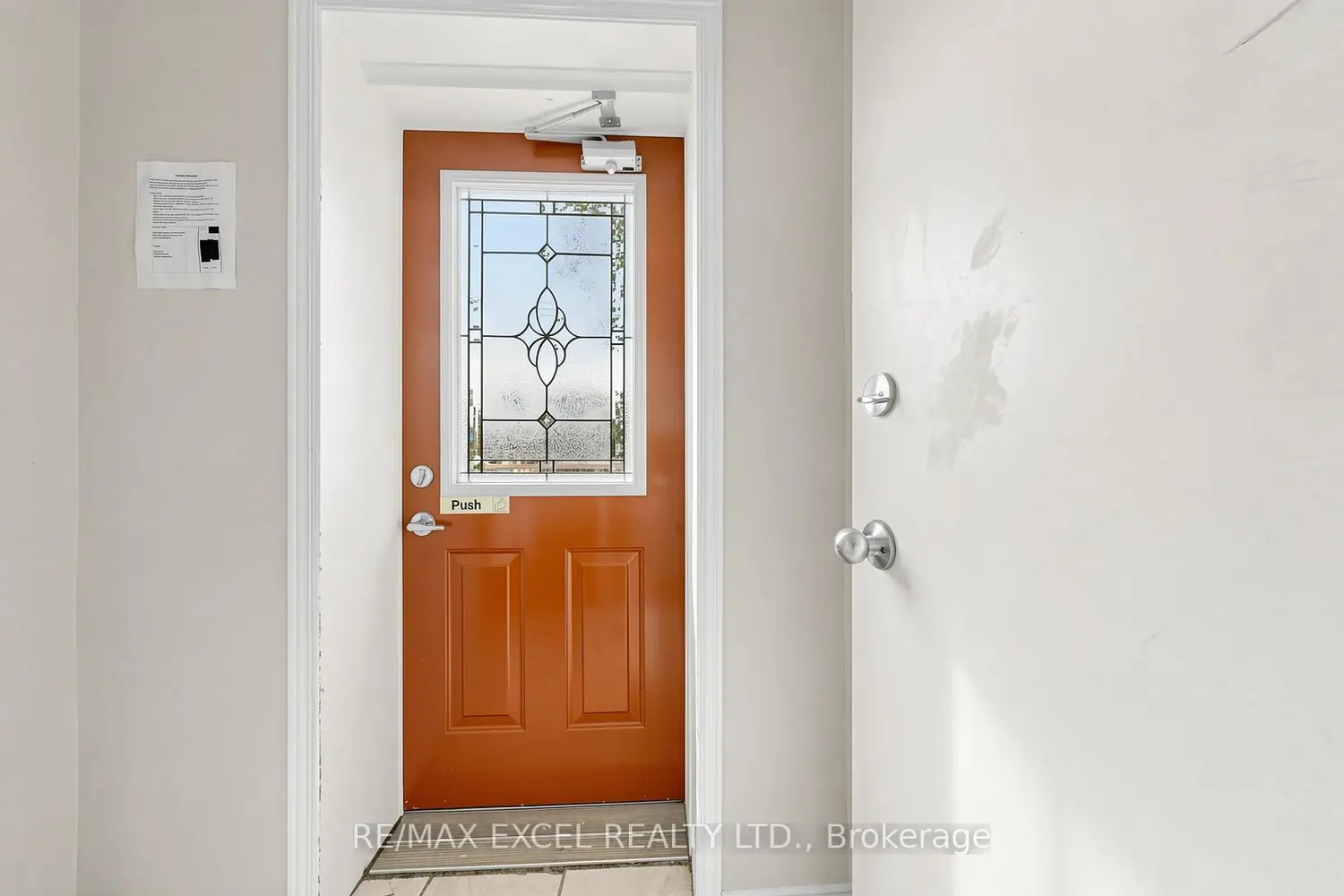 259 Victoria Avenue photo 2