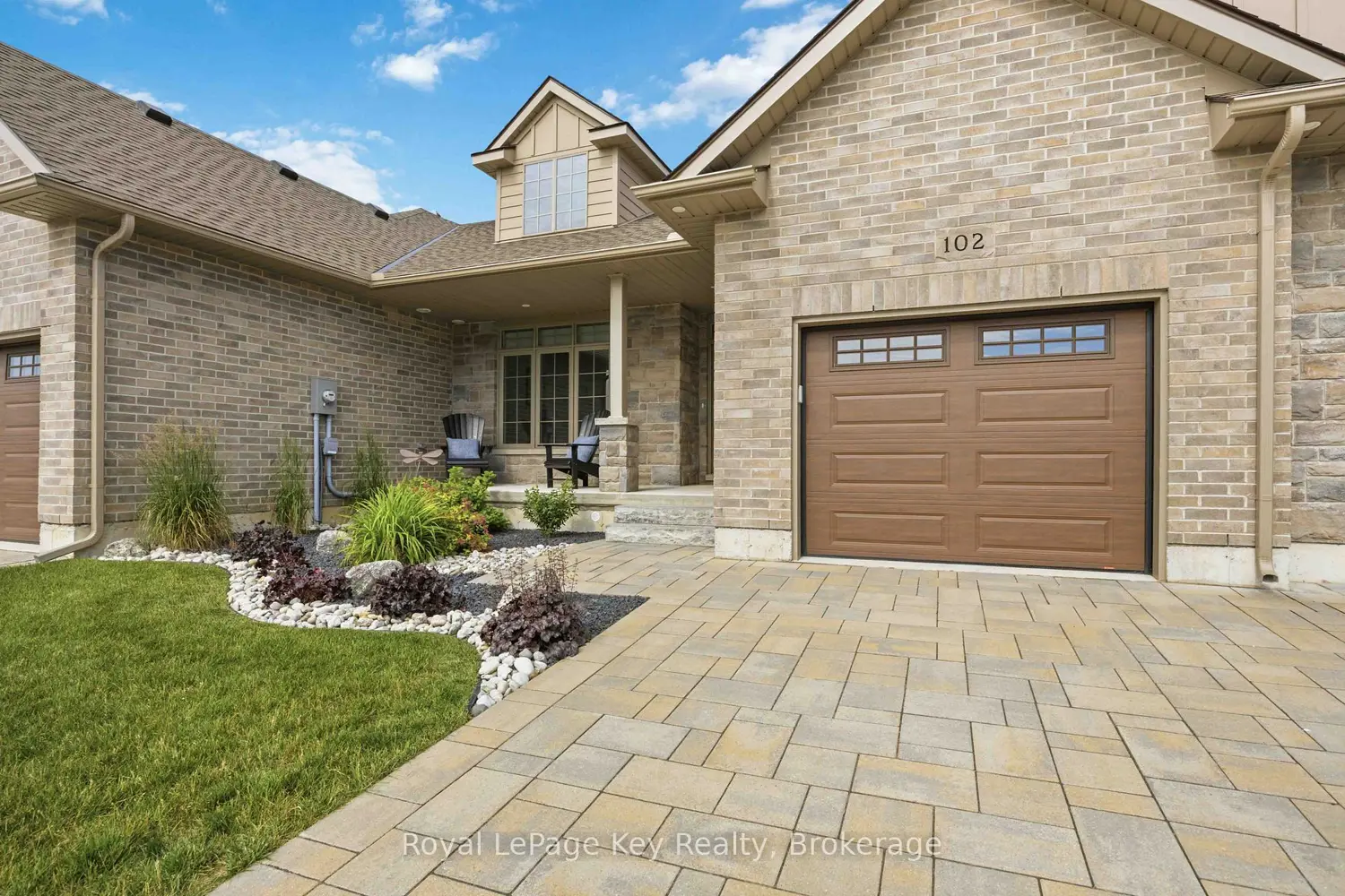 102 Leneve Street photo 3