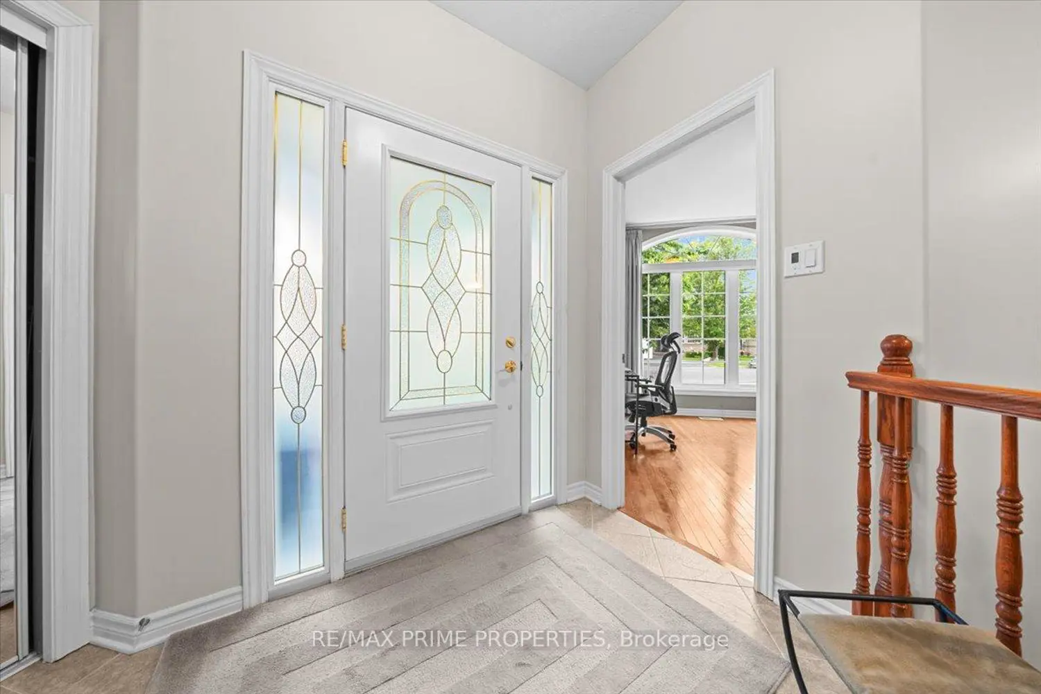 1863 Springridge Drive photo 2
