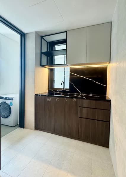 10 Jervois Close photo 3