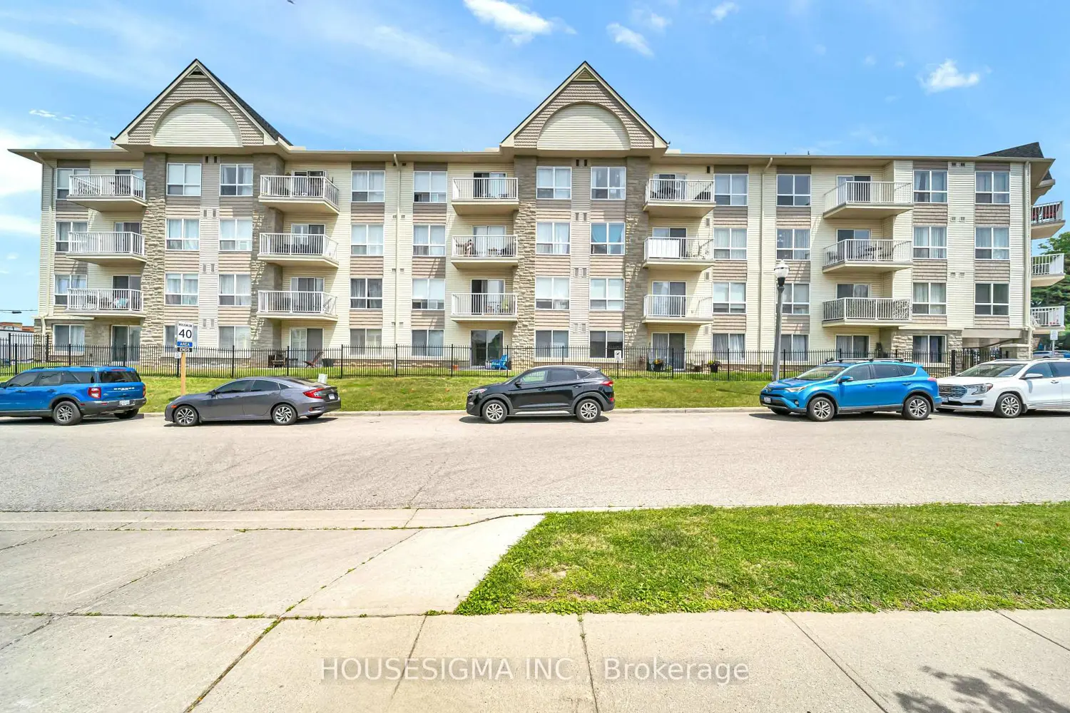 8 Harris Street 207 photo 2