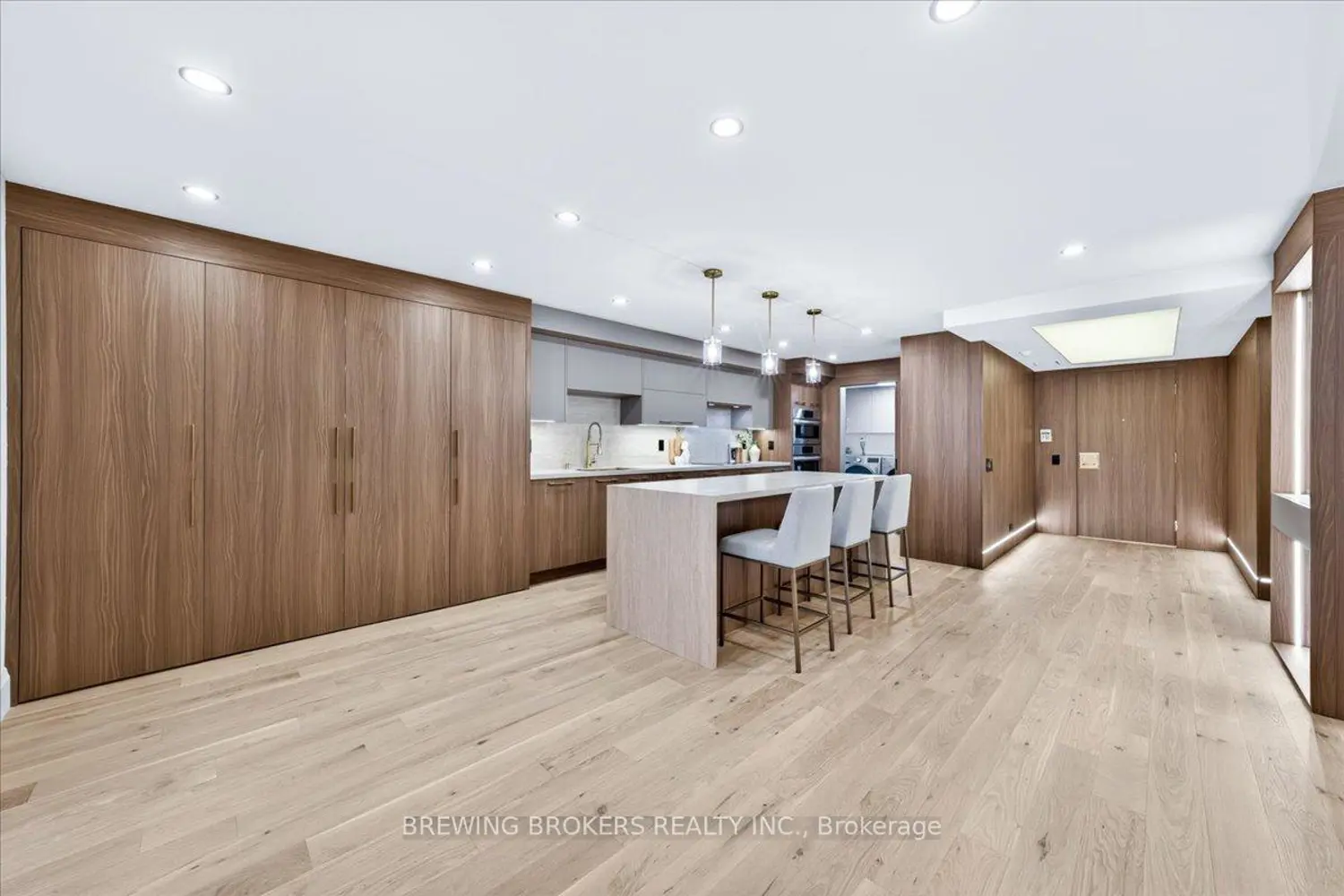 3600 Yonge Street 737 photo 4