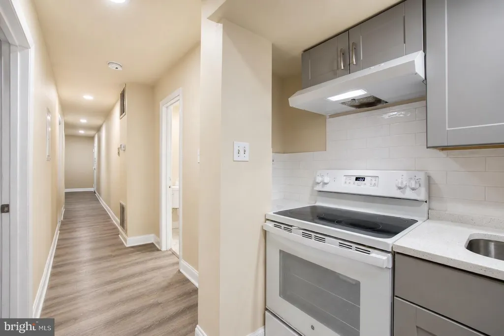 2834 R Street SE Unit 2, Washington, DC 20020