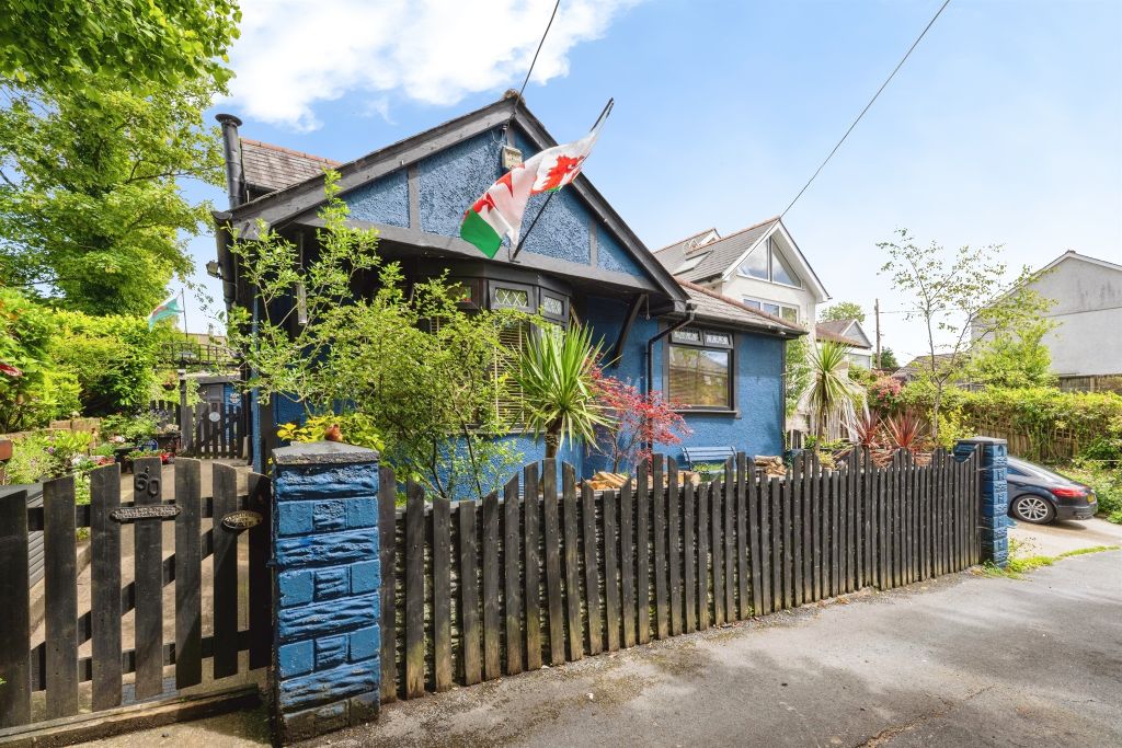 3 bed detached bungalow for saleHeol Eithrim, Clydach, Swansea SA6