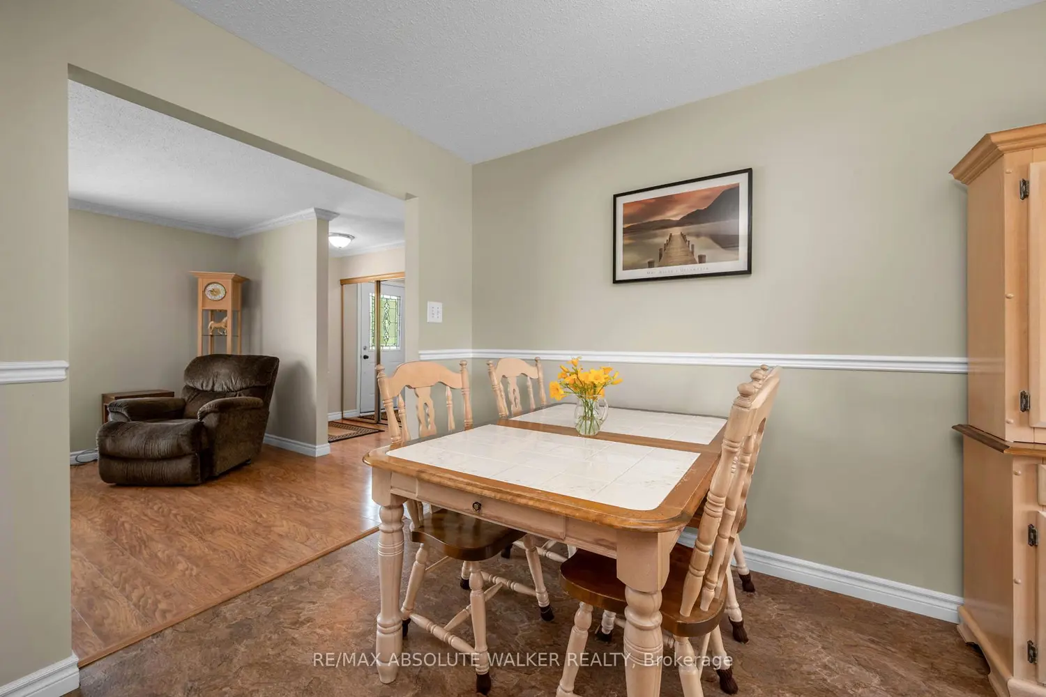 337 Roxdale Avenue photo 5