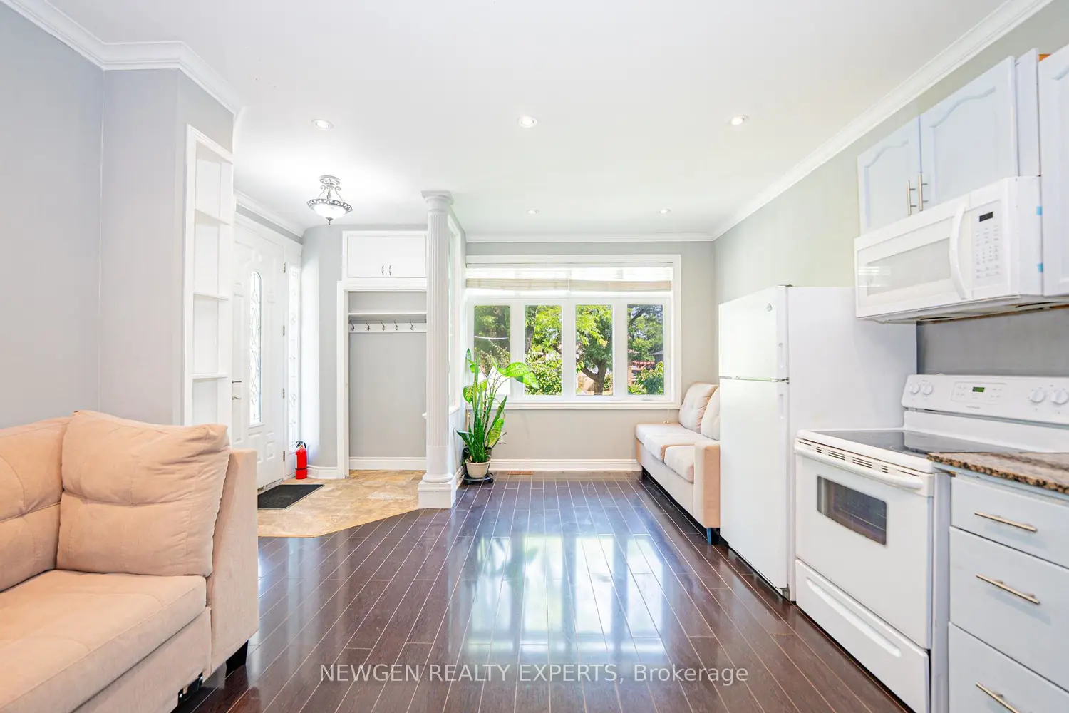 11 Benway Drive photo 2