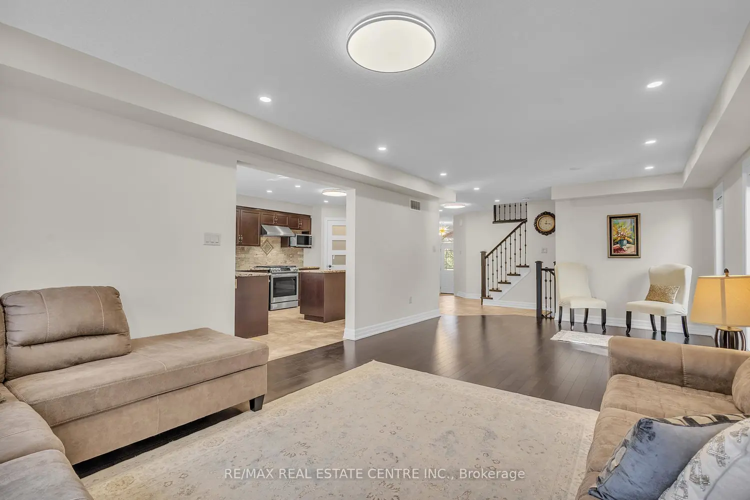 237 Goodwin Drive photo 4