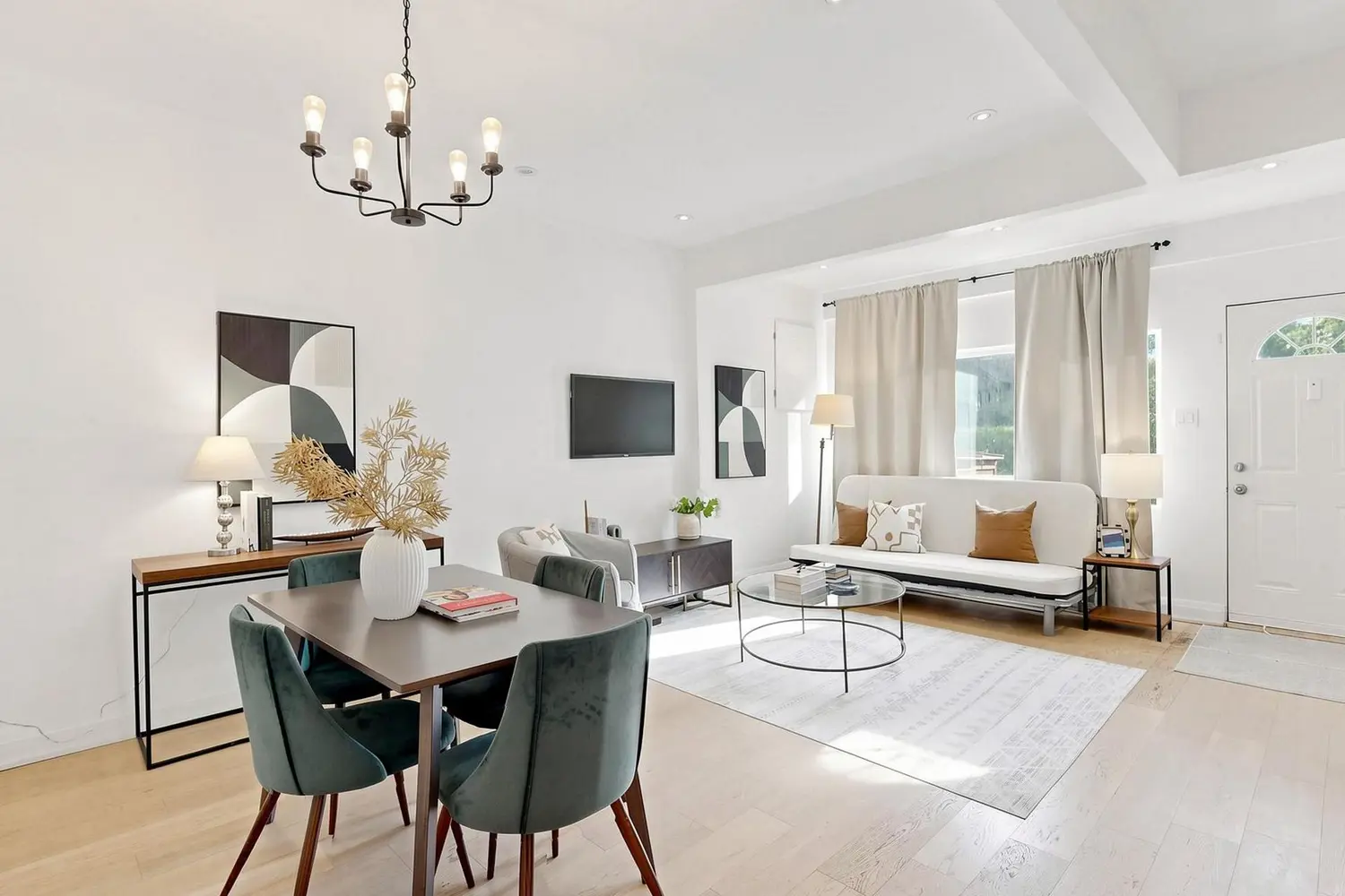 275 Victoria Park Avenue photo 3