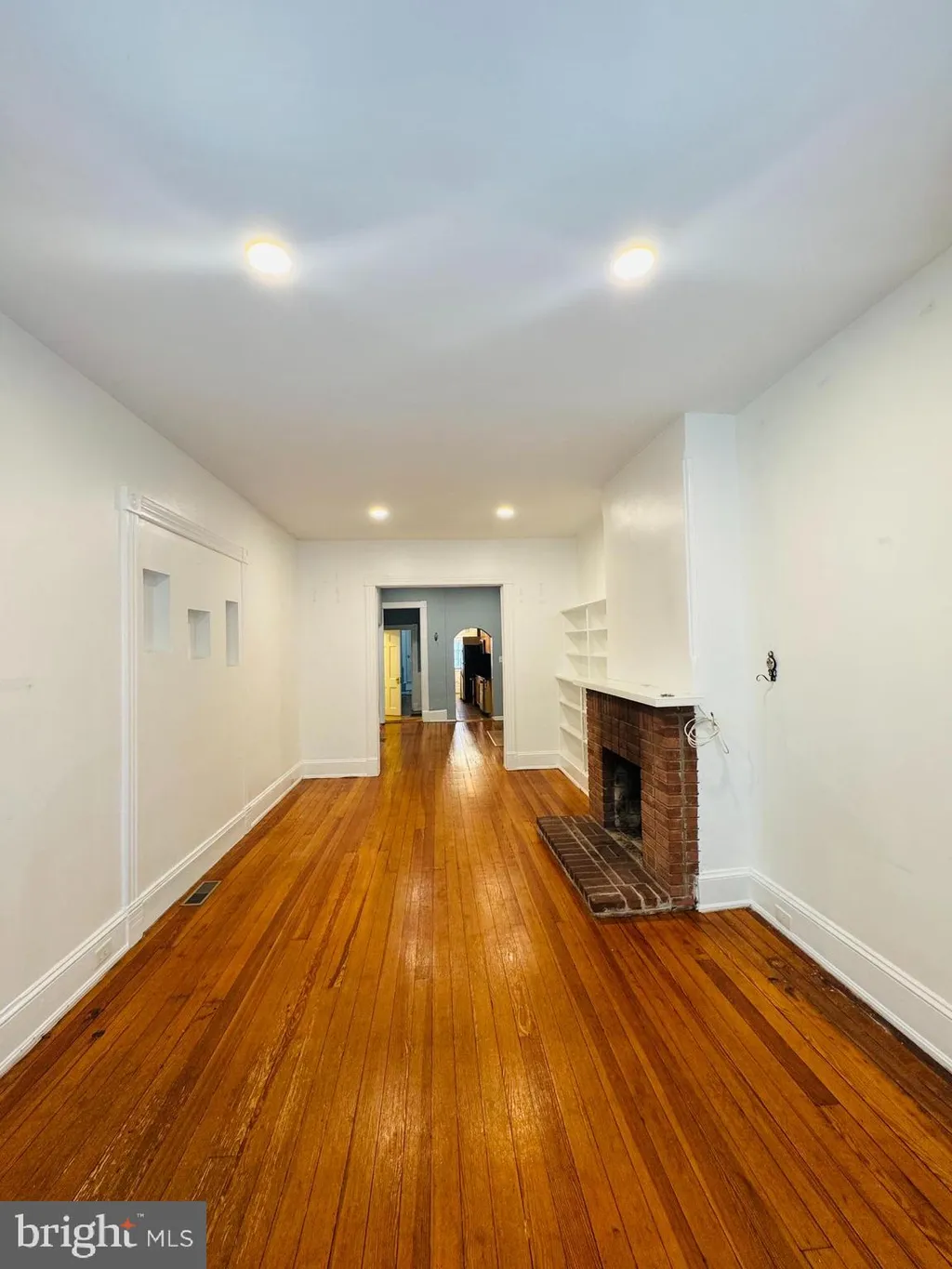 310 3rd Street SE, Washington, DC 20003 photo 3