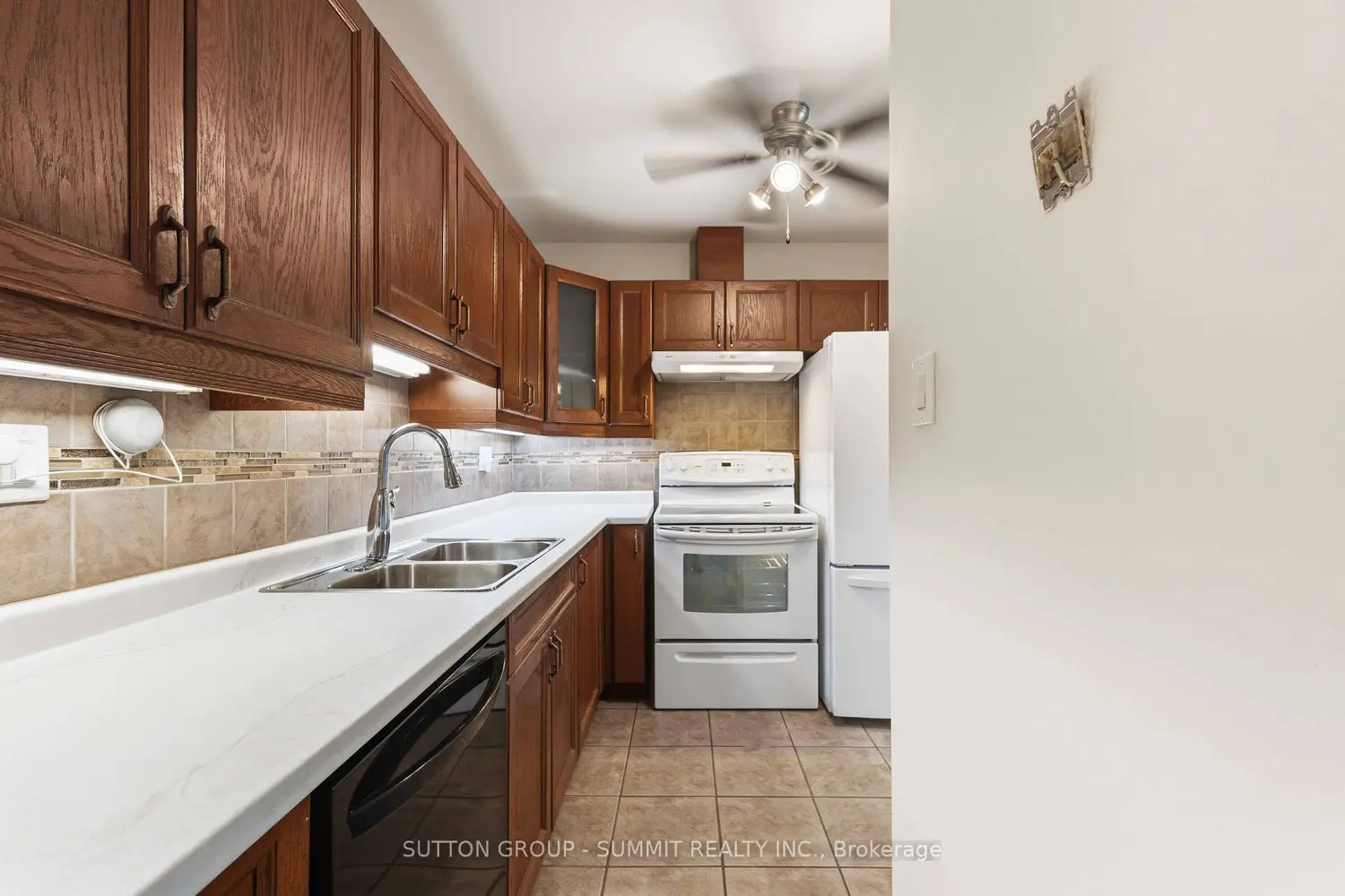 1396 Upper Ottawa Street 27 photo 4