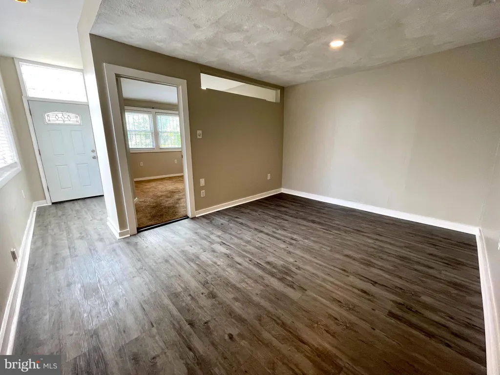 819 12th Street NE #1, Washington, DC 20002 photo 3
