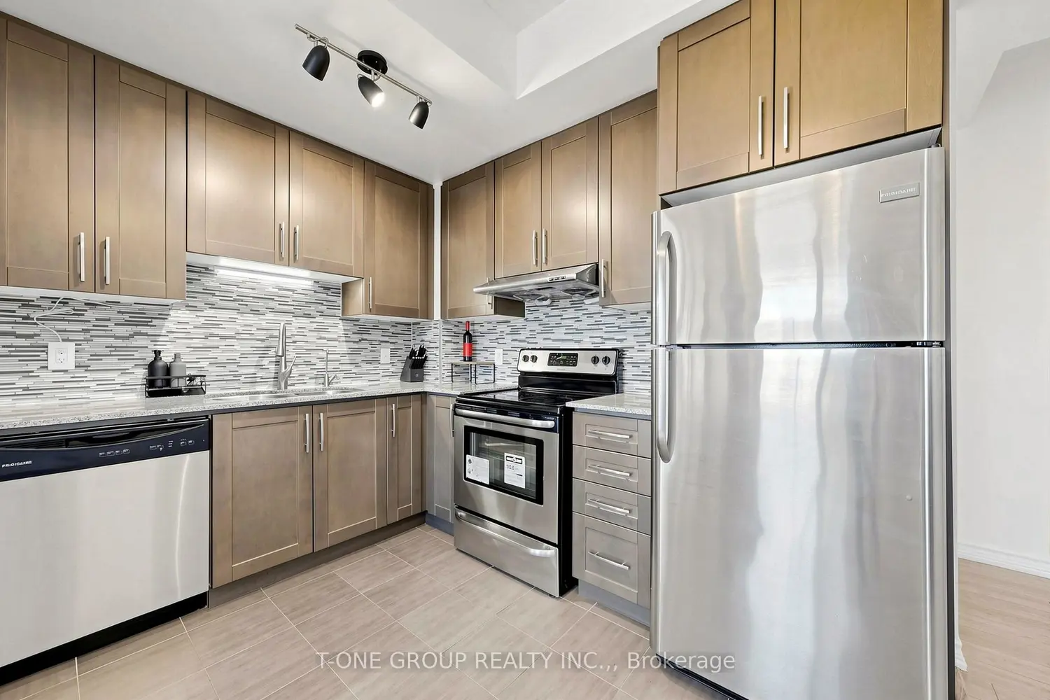 8323 Kennedy Road 508 photo 5