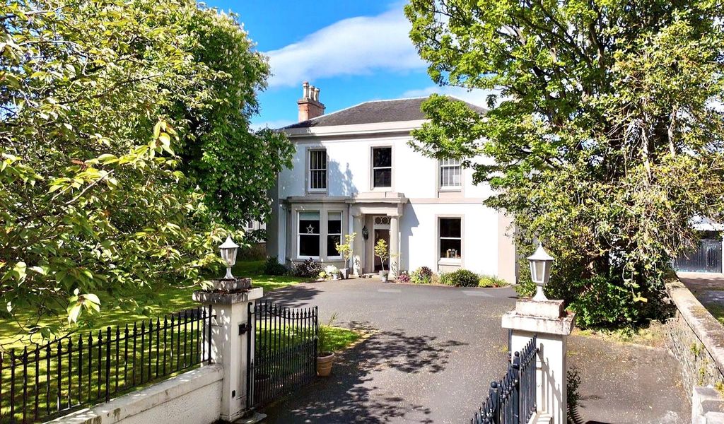5 bed villa for saleRacecourse Road, Ayr KA7
