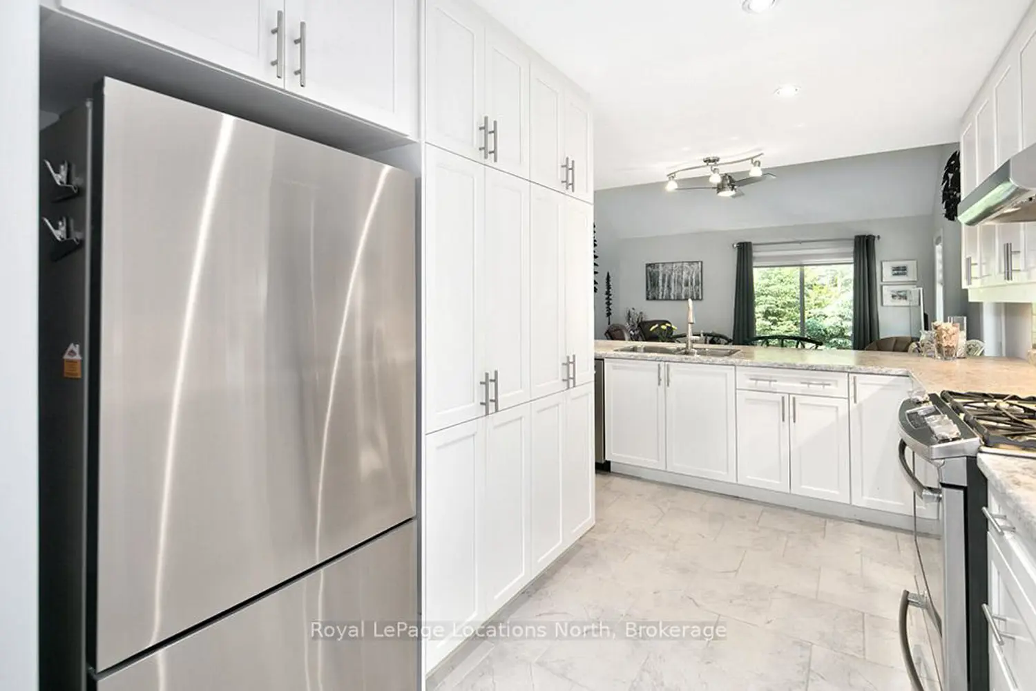 216 Macintosh Lane photo 5